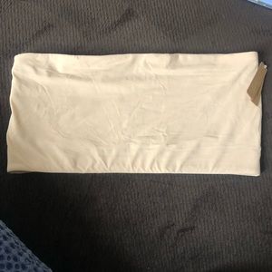 SKIMS Fits Everybody Bandeau Bra in Mica